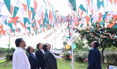 CG NEWS: छत्तीसगढ़ राज्य सूचना आयोग में मनाया गया स्वतंत्रता दिवस, राज्य सूचना आयुक्त श्री मनोज त्रिवेदी ने किया ध्वजारोहण