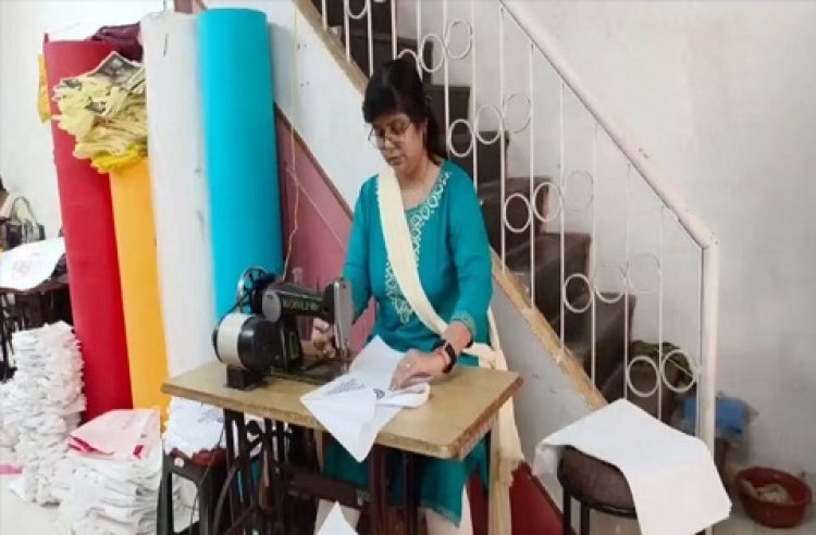 Waste से  Best बनाकर शुरू किया बिजनेस, आज खुद लघु फैक्ट्री की मालकिन