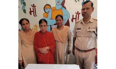 अरिहंत ज्वेलर्स दुकान से सोने की चैन चोरी करने वाली आरोपिय महिला उषा किरण गुप्ता को पुलिस ने किया गिरफ्तार