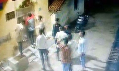 रायपुर के भनपुरी में आकाश साहू गैंग की गुंडागर्दी, तोड़फोड़ कर घर में घुसे 10 से ज्यादा बदमाश, लात-घुसे और चाकू से परिवार पर किया हमला