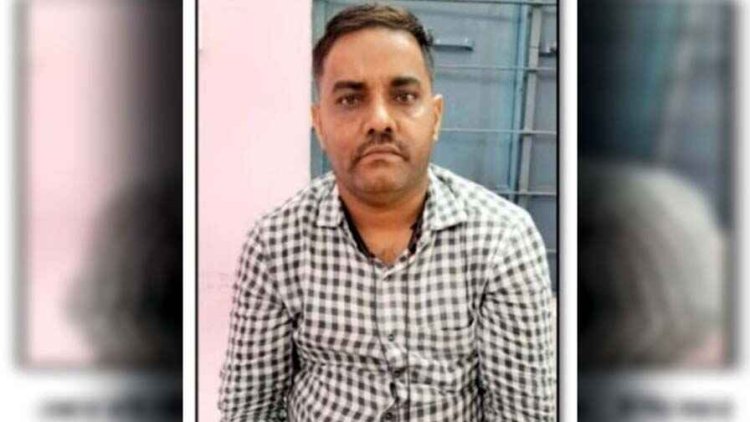 भ्रष्टाचार के खिलाफ एंटी करप्शन ब्यूरो की कार्रवाई, खसरे में सुधार के नाम पर पटवारी बृजेश तिवारी 10 हजार रुपए की रिश्वत लेते गिरफ्तार