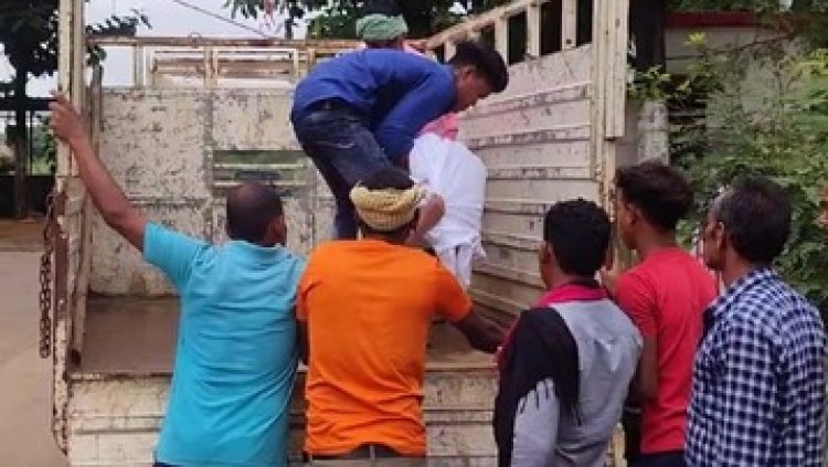 झोलाछाप डॉक्टर के इलाज के बाद एक और मरीज की गई जान, अब तक 2 बच्चों समेत 6 तोड़ चुके है दम, होगी अवैध क्लिनिक पर तालाबंदी