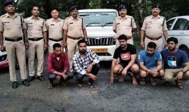 रात के अंधेरे में TI और पुलिस बनकर बायपास मार्ग पर लूटपाट करने वाले SECL के 5 अधिकारीयों को पुलिस ने गिरफ्तार कर भेजा जेल