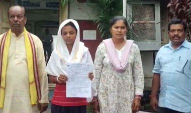 महिला के साथ गाली-गलौज और मारपीट, पुलिस थाना से नहीं मिली मदद, मजबूर होकर पीड़िता एसपी आफिस पहुंच लगा रही इंसाफ की गुहार