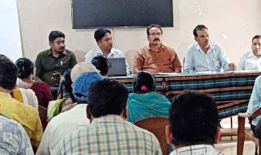 मैनपुर में बालवाड़ी कार्यक्रम की समीक्षा, बच्चों की प्रगति और भविष्य की कार्य योजना पर विचार, बुनियादी शिक्षा को मजबूत करने अहम् कदम उठाने का संकल्प