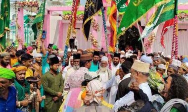 आज मनाया जाएगा जश्ने छत्तीसगढ़, लुतरा शरीफ में परचम कुशाई के साथ हुआ उर्स का आगाज, मांगी गई मुल्क के अमन की दुआ, देश-प्रदेश से पहुंचे जायरीन