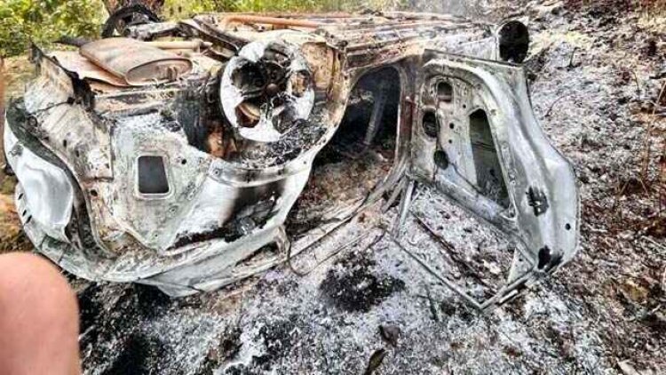 नेशनल हाईवे 130 सी सड़क किनारे जली हालत में मिली कार. लेकिन हताहत कौन खबर नहीं, लोगों में तरह-तरह की चर्चाओं का बाजार गर्म, जांच में जुटी पुलिस