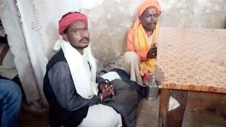 नाबालिग बच्चे को मंदिर के पास बिस्किट की लालच देकर भगवा वस्त्र पहने बाबाओं ने किया बोरे में भरने की कोशिश, दो आरोपी गिरफ्तार