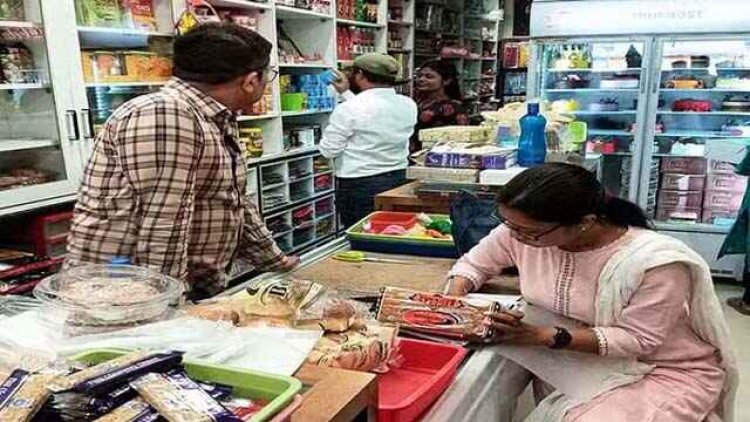 भिलाई, दुर्ग, कांकेर और बिलासपुर की कई मशहूर होटलों में चेकिंग, जांच के लिए भेजे कई आइटम, मिलावट की आशंका, रिपोर्ट के बाद होगी कार्रवाई