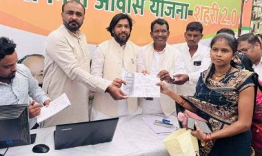 धूमधाम से मनाया गया जनजातीय गौरव दिवस, समारोह में शामिल हुए विधायक गुरु खुशवंत साहेब, राजिम MLA रोहित साहू ने की अध्यक्षता