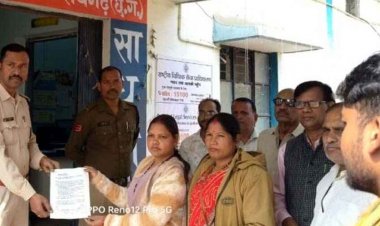 विष्णु सरकार से संतुष्ट नहीं भाजपा के मंडल अध्यक्ष और जनपद नेता, बढ़ते अपराध से परेशान होकर सौंपा ज्ञापन, धरना-प्रदर्शन की दे डाली चेतावनी