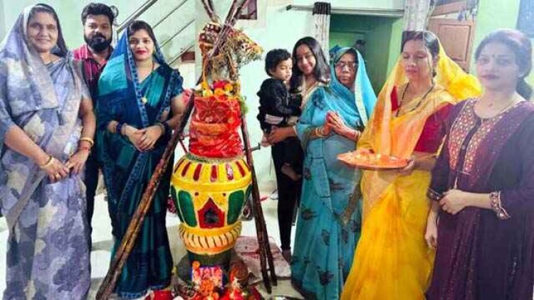 गरियाबंद में धूमधाम से मनाया गया देवउठनी एकादशी पर्व, श्रद्धा के साथ महिलाओं ने की विशेष पूजा-अर्चना, बाबा कुलेश्वरनाथ का गन्ने से किया गया अदभुत श्रृंगार