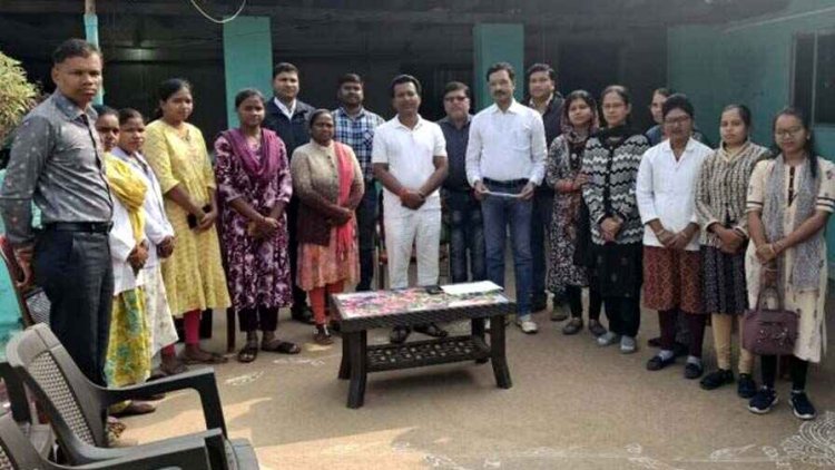 नियमितीकरण, ग्रेड-पे, 27% संविदा वेतन-वृद्धि समेत लंबित मांगों को लेकर NHM महिला संविदा स्वास्थ्य कर्मचारियों ने भाजपा सांसद को सौंपा ज्ञापन