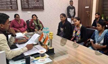 कलेक्टर के जनदर्शन में कर्मचारियों ने अफसरों द्वारा परेशान करने की खुलकर की शिकायत, फेडरेशन ने जताया आभार