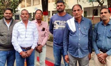 किसानों से धान खरीदी से किया मना, कृषकों ने कलेक्टर से लगाई गुहार, कांग्रेस प्रतिनिधिमंडल ने उग्र आंदोलन की दी चेतावनी