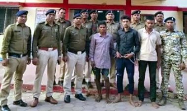 छत्तीसगढ़ में अब अर्धविक्षिप्त महिला को बनाया हवस का शिकार, आरोपियों ने वीडियो बनाया और खींचीं अश्लील तस्वीरें, तीन आरोपी गिरफ्तार