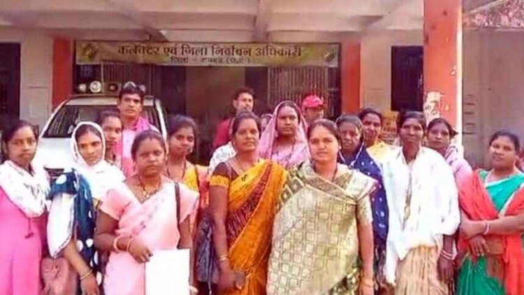 नशे के खिलाफ अब महिलाओं ने चलाया अभियान, गांव का बिगड़ रहा माहौल, शराब बंदी के लिए कलेक्टर को सौंपा ज्ञापन, अधिकारी ने की तारीफ