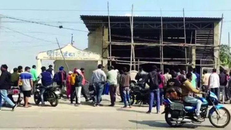 निर्माणाधीन शो-रुम में काम के दौरान 33 केवी हाई वोल्टेज लाइन में करंट लगने से ठेकेदार की दर्दनाक मौत, मचा हडकंप, जांच में जुटी पुलिस