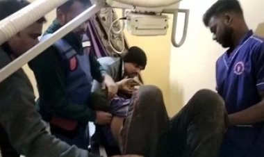 शहर में 24 घंटे में दूसरा गोलीकांड, खून से लाल हो रही सड़कें, बाइक सवार युवक पर अज्ञात हमलावरों ने चला दी गोली, हालत नाजुक, दहशत में लोग