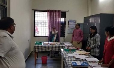 औचक निरीक्षण में 66 अधिकारी कर्मचारी मिले गैरहाजिर, 13 जिला स्तर के अधिकारी भी शामिल, सभी को नोटिस जारी, मचा हडकंप