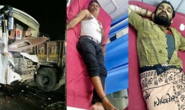 खड़े ट्रक में जा टकराई महिंद्रा ट्रेवल्स की यात्री बस, मौके पर ही 1 की मौत, 8 घायल, मची चीख-पुकार, वाहन के उड़े परखच्चे