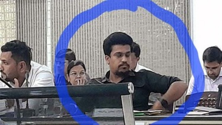 केंद्रीय मंत्री तोखन साहू के PA ने बनाया अपना पीए और जिला पंचायत के सामान्य सभा की बैठक में भेज दिया, CEO ने मीटिंग से निकाला बाहर