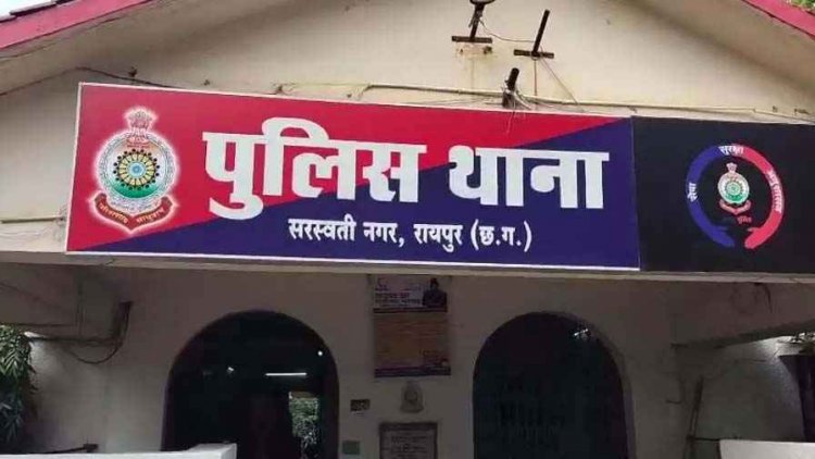 किरायेदार की दुकान पर दीवार तोड़कर जबरदस्ती कब्ज़ा, FIR दर्ज करने से थानेदार का इंकार, दिखाया अदालत का रास्ता