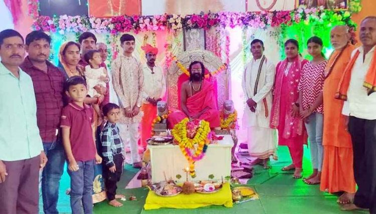 श्रद्धा और भक्ति के साथ मनाया गुरु पूर्णिमा पर्व, श्री सिद्धिविनायक आश्रम में गुरु पूजन, प्रदेश और अन्य राज्यों से लगभग 3000 शिष्य हुए शामिल