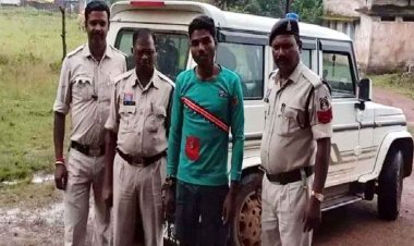 मेड़ विवाद में पड़ोसी शंकर राम की हत्या, आधी रात घर में घुसकर टंगिया से वार, आरोपी दिलसाय राम गिरफ्तार होकर पहुंचा सलाखों के पीछे