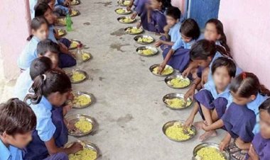 स्कूल में बच्चों की थाली में परोसी गई फिनाइल!, मौत के मुंह से लौटे 426 मासूम, तीन सदस्यीय जांच समिति गठित, बाल सुरक्षा पर फिर उठे सवाल