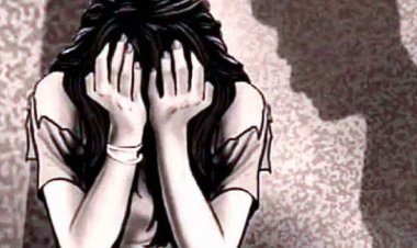 प्राचार्य ने कर दी हदें पार, स्कूल को बनाया अय्याशी का अड्डा, नाबालिग छात्राओं ने लगाया गंभीर आरोप, परिजनों में आक्रोश, FIR दर्ज