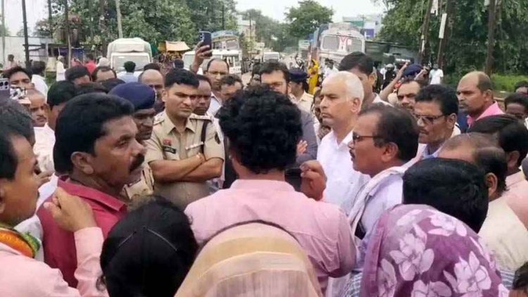 खाद की मांग को लेकर किसानों को चक्काजाम कर विरोध प्रदर्शन करना पड़ा महंगा, 10 किसानों समेत अन्य पर केस, आगे और कार्रवाई की संभावना