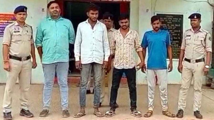 शराब पीने के लिए पैसे नहीं देने पर विवाद, मारपीट और ढाबे में तोड़फोड़ करने वाले एक नाबालिग समेत चार आरोपी गिरफ्तार