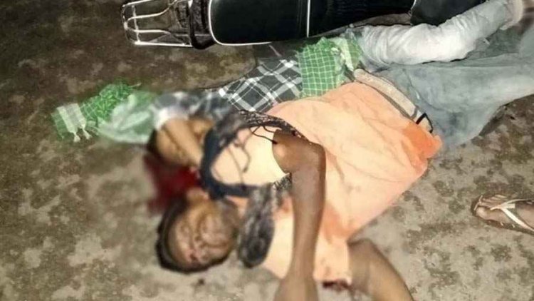 सड़क किनारे खड़े ट्रक से टकराई तेज रफ्तार बाइक, 2 दोस्तों की मौके पर मौत, हादसे के बाद ग्रामीणों में आक्रोश का माहौल