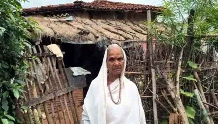 भीख मांगने वाली बुजुर्ग महिला की झोपड़ी में ढाई लाख की चोरी, तीज मनाने गई तभी चोर ने किया हाथ साफ, आरोपी की तलाश ने जुटी पुलिस