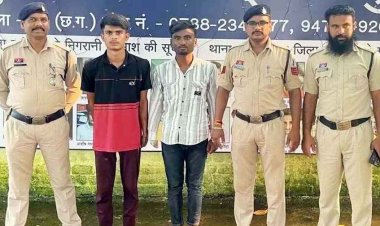 लोहे की रॉड से दानपेटी का ताला तोड़कर 6 मंदिरों में हाथ साफ, सातवें मंदिर में चोरी की प्लानिंग बनाते दो आरोपी गिरफ्तार, बाइक और औजार जब्त