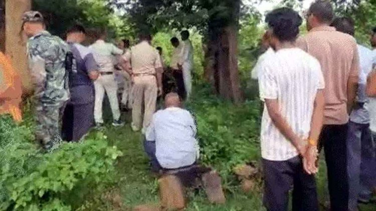 दुर्गा दर्शन कराने के बहाने 9 वर्षीय मासूम का बलात्कार, होश आया तो पंडाल पहुंची बच्ची, रोते हुए बोली- जंगल ले जाकर बड़े पापा ने किया दुष्कर्म