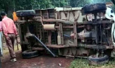 पिकअप की टक्कर से बाइक सवार 2 ग्रामीणों की मौत, जमीन विवाद में गाड़ी से कुचलकर मर्डर,  आईजी ने टीआई को किया लाइन अटैच