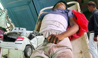 महासमुंद में पलटी कार, परिवार के 3 लोगों की मौत, महाराष्ट्र से झारखंड लौट रहे मां और बेटा-बेटी ने तोड़ा दम, पिता-ड्राइवर की हालत नाजुक