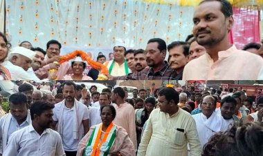 जिला अध्यक्ष चयन प्रक्रिया को लेकर फिंगेश्वर में कांग्रेस कार्यकर्ताओं के बीच पहुंची पर्यवेक्षक रेहाना रियाज़ चिश्ती, कांग्रेस जनों की भीड़ देख गदगद हुईं पर्यवेक्षक