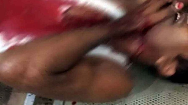 पड़ोसी ने टेलर का गला आरी से रेता, जान बचाकर दोस्त मौके से फरार, ग्रामीणों ने खून से लथपथ हालत में पहुंचाया अस्पताल, आरोपी गिरफ्तार