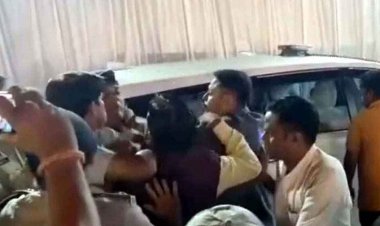 गृहमंत्री के इलाके में BJP नेता ने पुलिस वाले को दी अश्लील गालियां, टीआई की पकड़ी कॉलर!, राज्योत्सव में मचा बवाल, वीडियो वायरल, FIR दर्ज