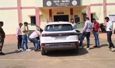 पुलिस का सबसे बड़ा एक्शन, सीटों के नीचे गुप्त तहखाना अंदर नोटों की गड्डियां, महाराष्ट्र पासिंग कार से तीन करोड़ नकद बरामद!