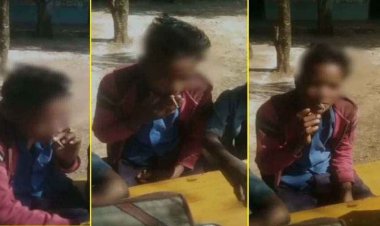 क्लास में बच्चे टेबल पर बैठकर खुलेआम पी रहे बीड़ी, कोई रोक टोक नहीं, वीडियो वायरल, आश्रम का ये नजारा देख दंग रह जाएंगे आप