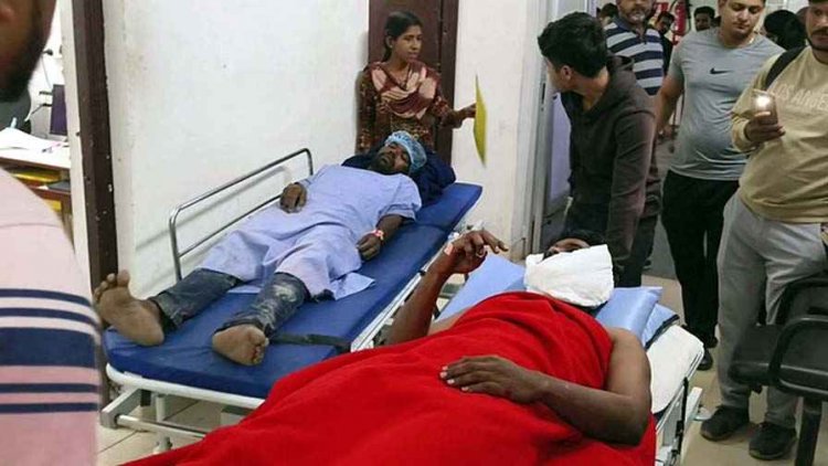 शंकराचार्य मेडिकल कॉलेज में गिरा निर्माणाधीन ढांचा, 9 मजदूर घायल, 2 की हालत नाजुक, ढलाई के दौरान हुआ हादसा, जांच में जुटी पुलिस