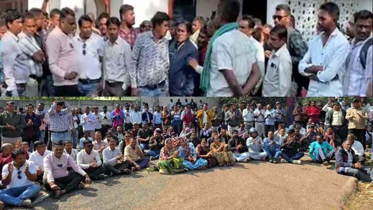 कंट्रोल रुम के बाहर धरने पर बैठे 300 कर्मचारी, आंदोलन से पहले हिरासत में सहकारी समिति के चार पदाधिकारी, सरकार के खिलाफ नारेबाजी