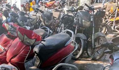रायपुर एण्टी क्राईम एण्ड साईबर यूनिट की बड़ी कार्रवाई, विभिन्न पार्किंग स्थलों से लावारिस हालत में खड़े 32 दोपहिया वाहन जब्त