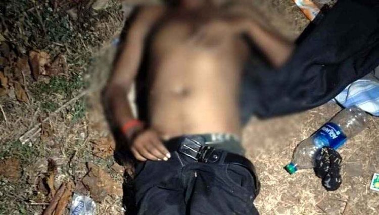 संदिग्ध हालत में मिली अज्ञात युवक की अर्धनग्न लाश, फैली सनसनी, शरीर पर चोट के निशान नहीं, मर्डर या हार्ट अटैक? जांच में जुटी पुलिस