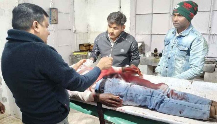 चार युवकों ने मिलकर चाकू से किया जानलेवा हमला, घायल युवक की इलाज के दौरान मौत, इलाके में तनाव का माहौल, जांच में जुटी पुलिस