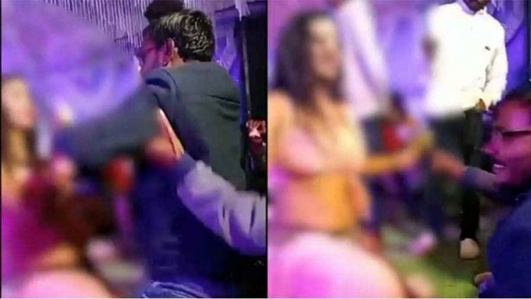 डांस की आड़ में अश्लीलता का नंगा खेल, तीसरा मामला, नाचा कार्यक्रम में नोट उड़ाते नजर आए रोजगार सहायक, वीडियो जमकर वायरल